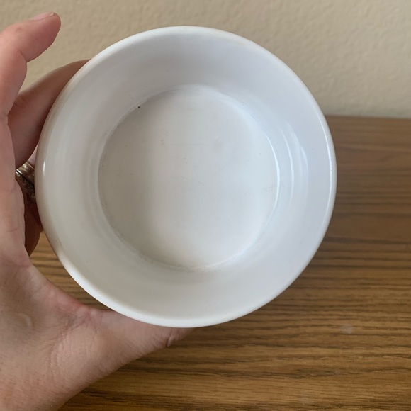 Vintage Tulip Tyme Casserole ramekin - Picture 2 of 7